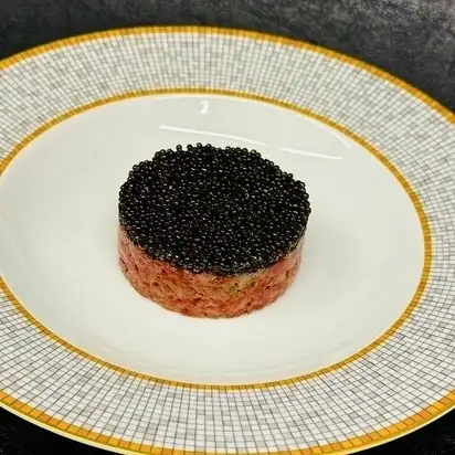特選和牛タルタル＋フレッシュキャビア