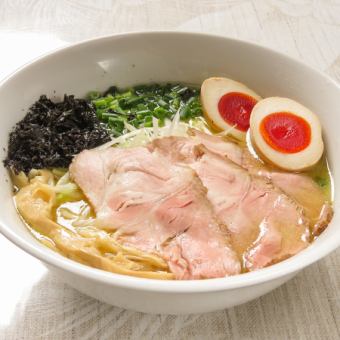 【とりまるお手軽コース】2時間飲み放題＋焼き餃子、〆のミニラーメン　等全6品⇒3000円(税込)