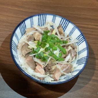 チャーシュー丼