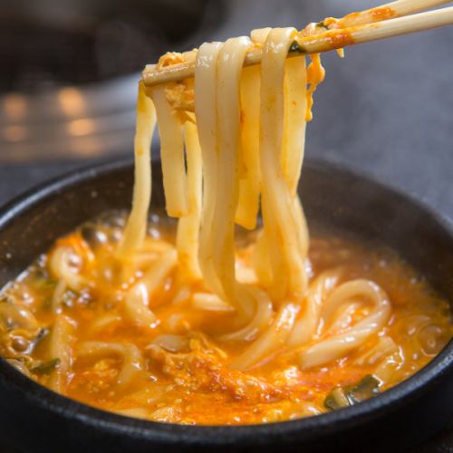 [Recommended for the final dish] Yukgaejang udon 1,210 yen (tax included)