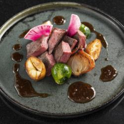 Miyazaki Prefecture Kuroge Wagyu Beef Steak Cooked at Low Temperature