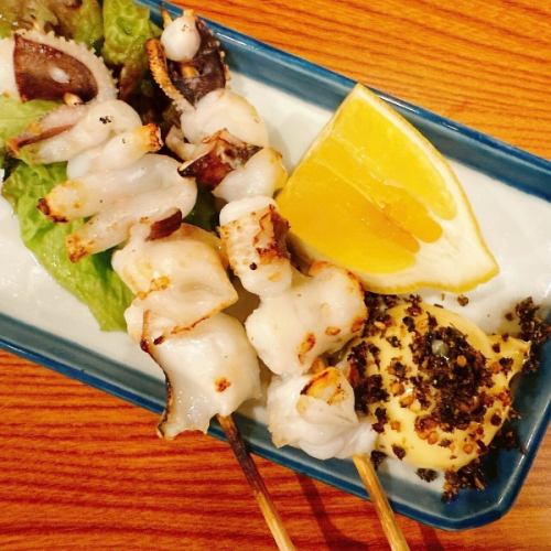 イカ下足の串焼き　生七味マヨ
