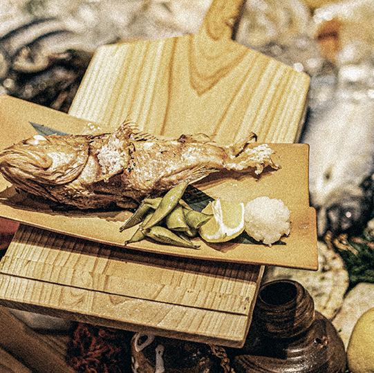 名物の高級炉端焼き！うまい肴を是非お召し上がりください！