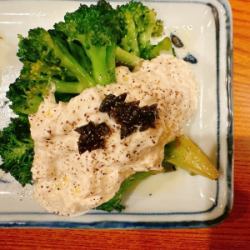 ブロッコリー　ツナマヨネーズ(愛知県産)/えのきホイル焼き　バターポン酢(長野県産)