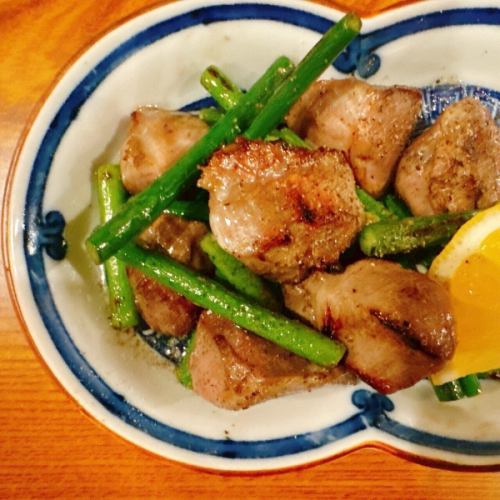 地鶏砂ずり　塩ガーリック