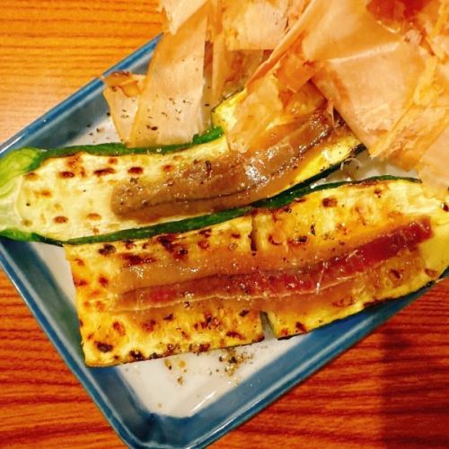 ズッキーニ　生アンチョビ