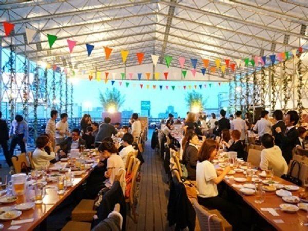 Beer garden is the place to be in summer! Enjoy a delicious toast in an open space♪