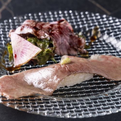 【プレミアムコース】木箱盛合せ、シャトーブリアンステーキ等を含む全13品8000円※クーポン利用で7500円