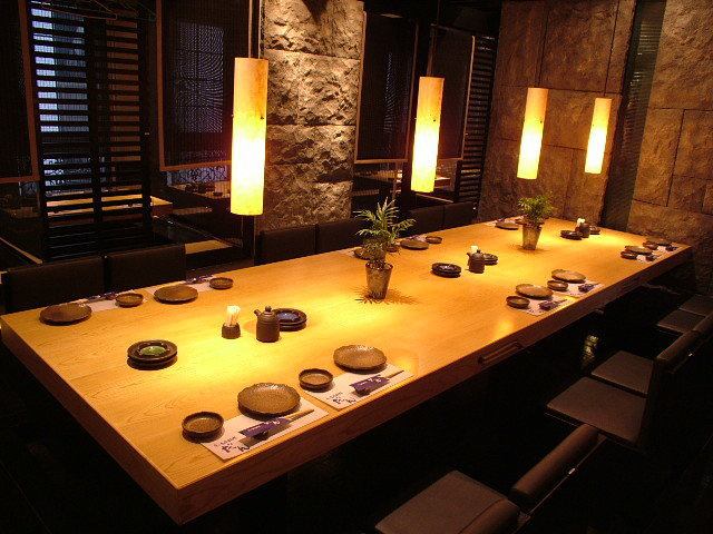 We have many private rooms suitable for small groups.It is also recommended for entertaining♪