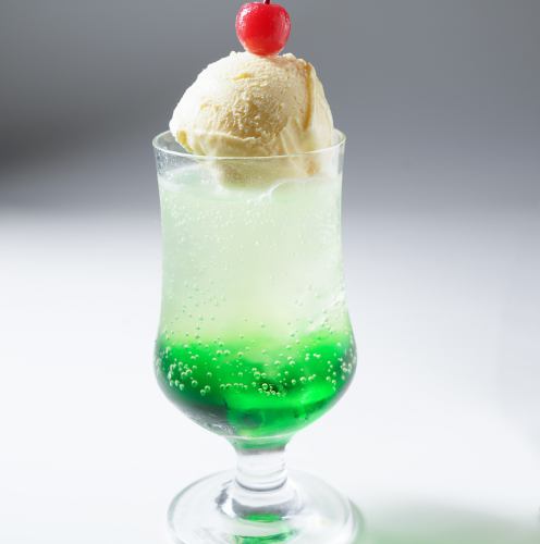 マリブクリームソーダ(メロン)
