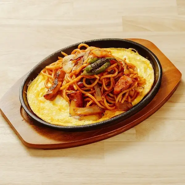 名物 鉄板ナポリタン