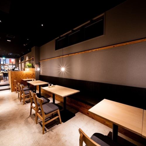 You can enjoy your meal in the stylish restaurant.It can be used for various occasions such as girls-only gatherings, dates, lunches, families, and drinking parties.