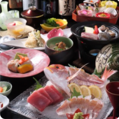 [Live Sashimi Course] 9 dishes including live fish caught in the Ikebana and grilled Japanese Black beef seafood on a teppanyaki grill for 9,900 yen (tax included)