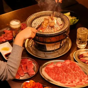 飲み放題付150分利用可能★人気の肉が揃う王道プラン『GYU-テッパンコース』
