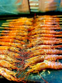 2 salt-grilled red shrimp