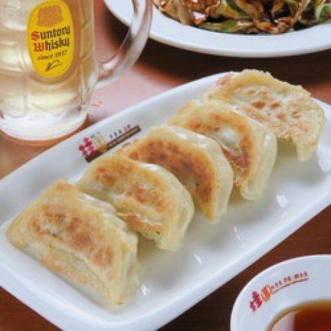 유익한 세트 메뉴, 한 분으로부터 대응.