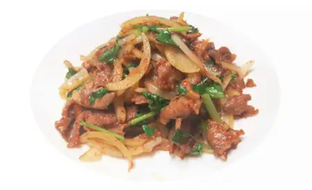 ラム肉のクミン炒め