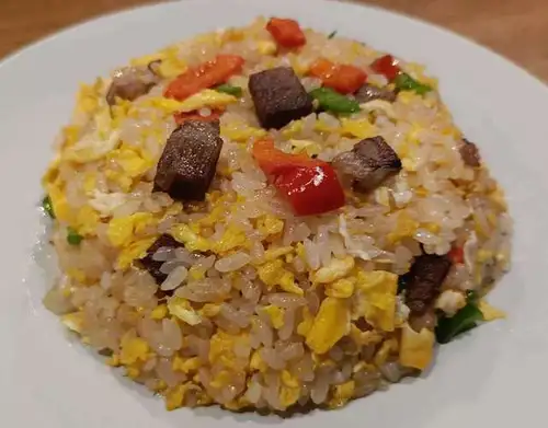 ラム肉ニンニクチャーハン