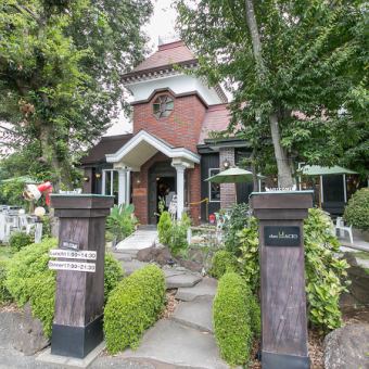 森林にたたずむリゾート感あふれる雰囲気の洋館　※貸切可能
