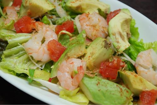 Small shrimp and avocado salad