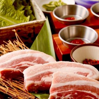 《平日限定超お得サムギョプサルコース》 ※お料理のみ3000円 ※月～金のみ要予約