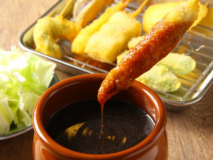 絶品串カツや、鍋料理など豊富なメニューがございます。