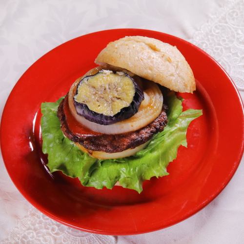 Vegetarian burger and side dish set