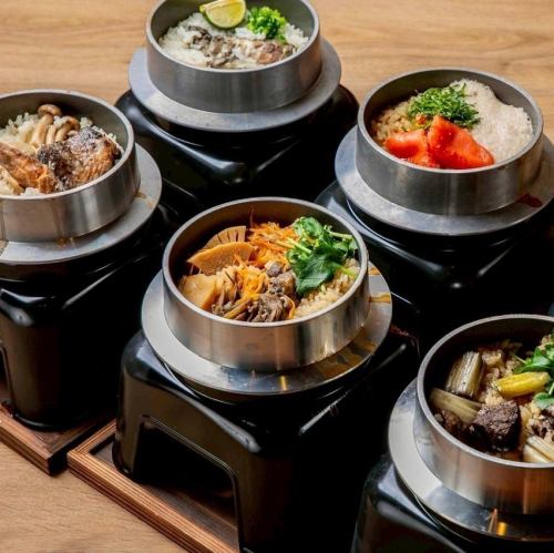 炭香る炭燻製釜飯