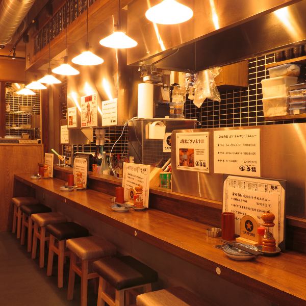 [2 minutes walk from the east exit of JR Kamata Station] It's easily accessible from the station and is a convenient place for meeting up. We also have counter seats, so you can relax alone or with a small group.Please feel free to stop by after work or on your way home.