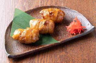 一口大小的肉馅饭团