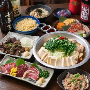 【2時間飲み放題付き】国産牛モツ鍋・九州満喫霧島コース　5000円（税込） 