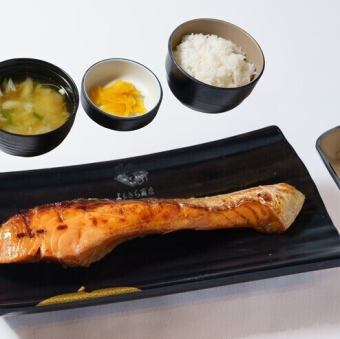 鮭西京漬け定食