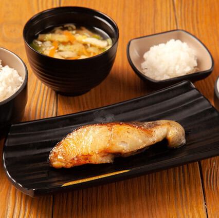 銀だら西京漬け定食