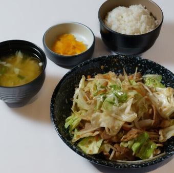 豚バラ野菜スタミナ炒め定食