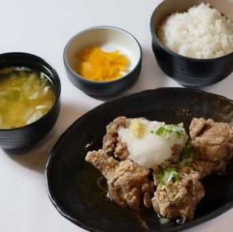鶏もも唐揚げのみぞれがけ定食