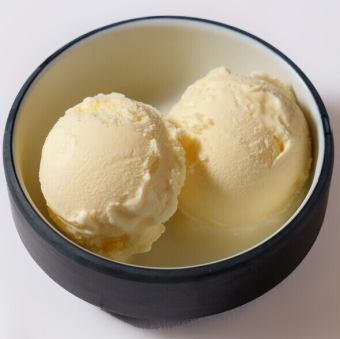 バニラアイスクリーム