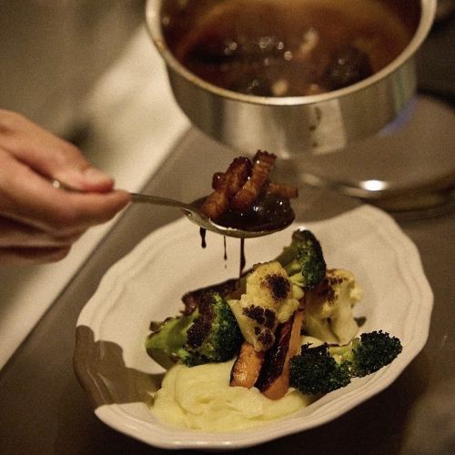 お腹いっぱいの食事もできます。