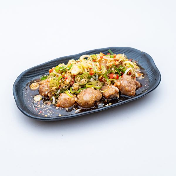 圧倒的人気ナンバーワン！！味鷹に来たらコレ食べて！！＜ニンニク襲来！台湾風酢豚＞
