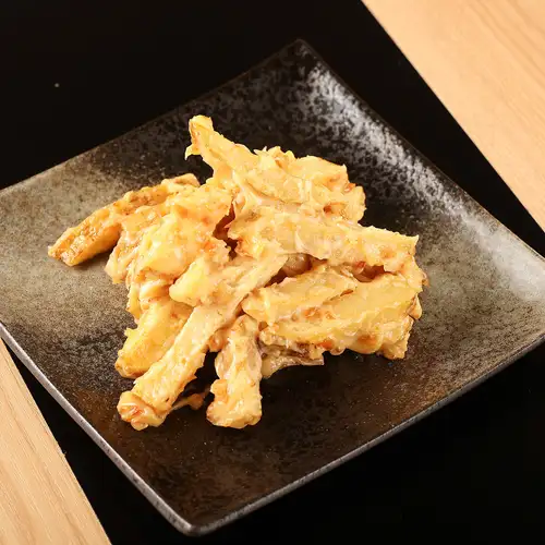 【極みつまみ】濃厚ガーリックポテト◆特製ソースがとろりと絡む、やわらかく濃厚な一皿