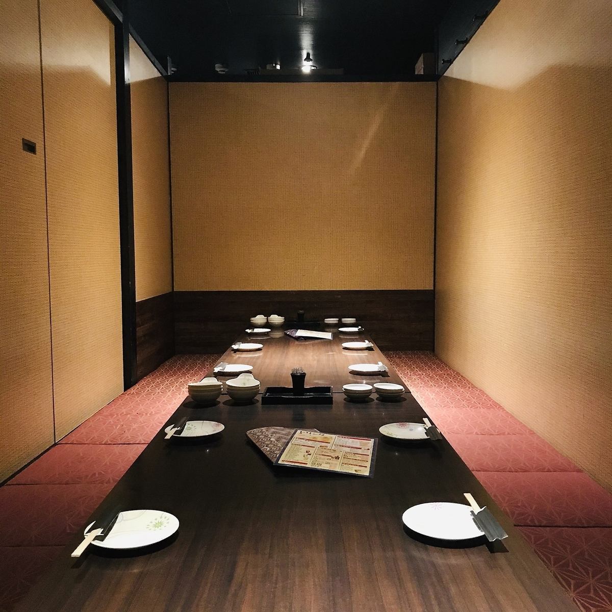 A short walk from Shin-Osaka station.Private room seats recommended for various banquets are also available.