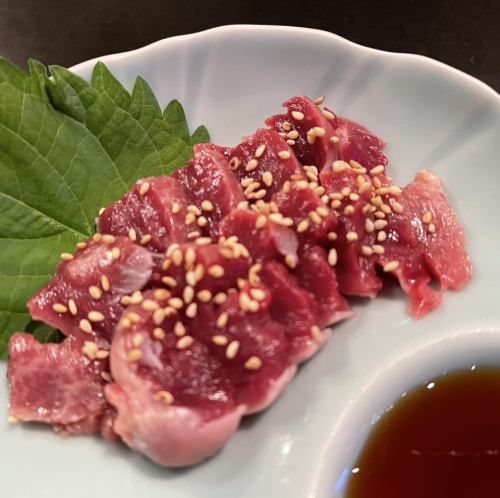 レバ刺し、ズリ刺し(有る時のみ)