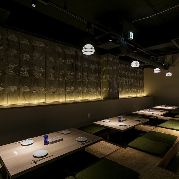[1 minute walk from Fushimi Station] On April 11th, 2023, Yakitori Archaeopteryx will be newly opened on the second floor of Gyoza New Fushimi, a famous gyoza restaurant.Enjoy carefully selected chicken dishes in a relaxing, Japanese-modern space.