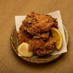 鶏もも唐揚げ