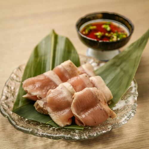 三河赤鶏ムネ刺し