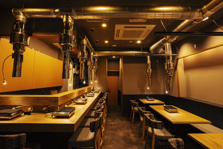 A chic interior with Japanese dignity.It is a calm space of the counter main.It is used by many customers for one person, and you can enjoy yakiniku while relaxing slowly.20 seconds walk from Nakano Shimbashi station.Please use it on your way home from work or for a casual meal ♪