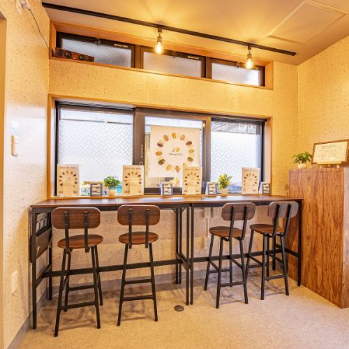 《お1人様でも気兼ねなくご利用いただけるカウンター席です◎》