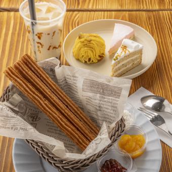 【夜カフェメニュー】大人の甘味プレート モンブラン・ふらべりっらショコラなど♪3,000円(税込)