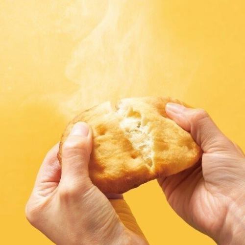 揚げて焼く新食感！独自製法の「あげ焼きパン 象の耳」