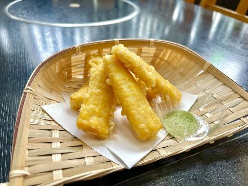 Aomoritakekimi (corn) tempura