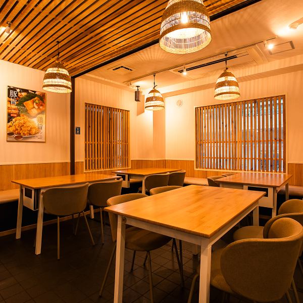 ≪団体でのご利用もOK!≫20名~25名で貸切可能◆レイアウト変更が自由なテーブル席が充実♪お洒落な韓国カフェのような雰囲気の中、本場の味をご堪能いただけますので、団体のお食事会や宴会、お誕生日会など、大切な方と過ごす際にもおすすめです。Korean Dining Gungで心地良いひと時をゆったりとお過ごしください♪
